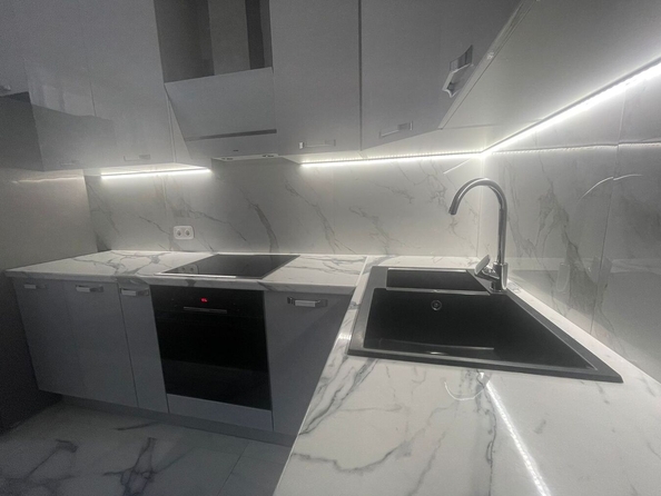
  Продается 2-комн. квартира, 69 м², Таманская ул, д. 121к5
. Фото 5.