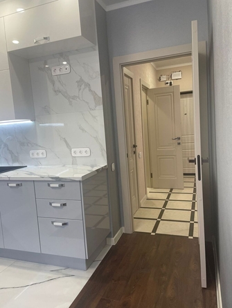 
  Продается 2-комн. квартира, 69 м², Таманская ул, д. 121к5
. Фото 8.