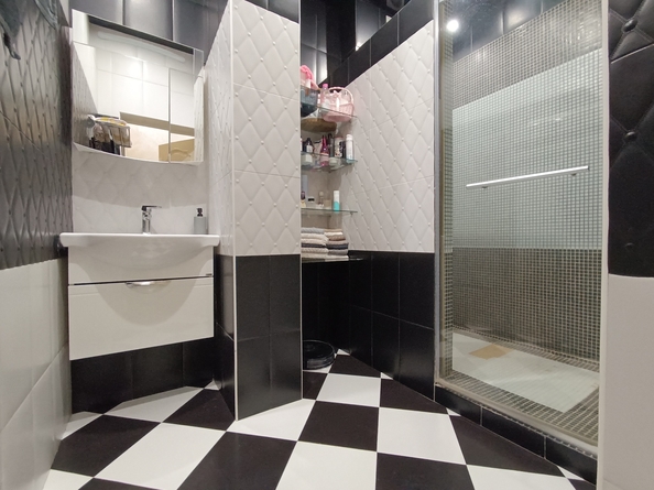 
  Продается 4-комн. квартира, 160 м², Ленина ул, д. 153
. Фото 15.