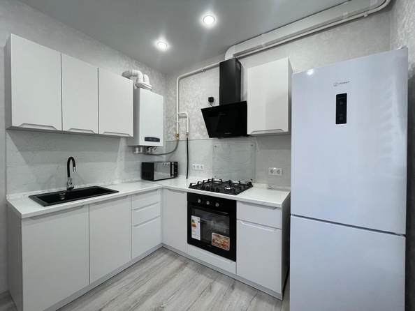
  Продается 1-комн. квартира, 35 м², Рождественская ул, д. 52
. Фото 3.