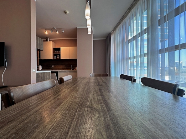 
  Продается 2-комн. квартира, 81 м², Революции пр-кт, д. 3
. Фото 12.