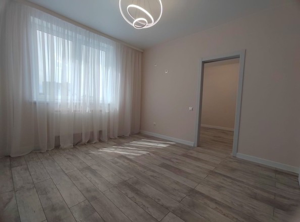
  Продается 1-комн. квартира, 42 м², Владимирская ул, д. 142
. Фото 6.