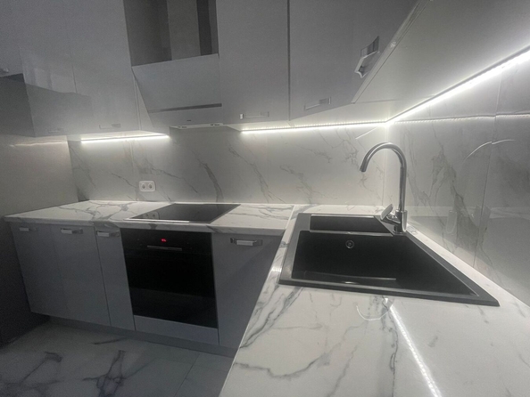 
  Продается 2-комн. квартира, 69 м², Таманская ул, д. 121к6
. Фото 3.