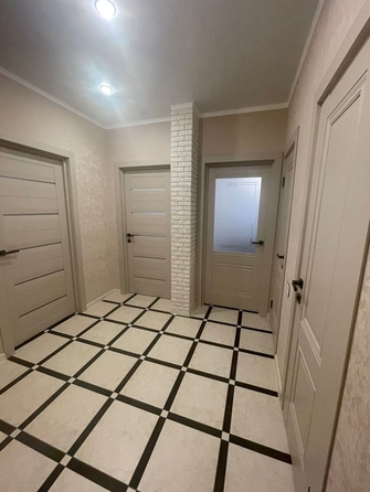 
  Продается 2-комн. квартира, 69 м², Таманская ул, д. 121к6
. Фото 28.