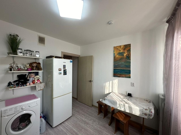 
  Продается 1-комн. квартира, 37 м², Адмирала Пустошкина ул, д. 16
. Фото 5.