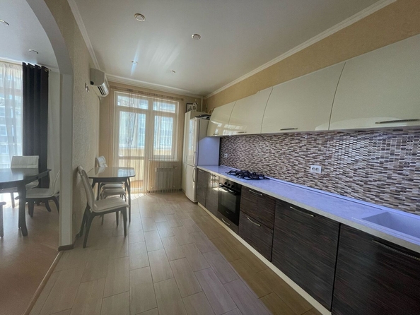 
  Продается 3-комн. квартира, 90 м², Спасский пер, д. 16
. Фото 2.