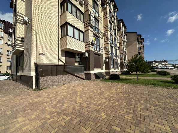 
  Продается 2-комн. квартира, 70 м², Таманская ул, д. 121к10
. Фото 33.
