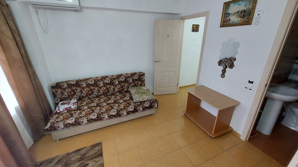 
  Продается 2-комн. квартира, 30 м², Кати Соловьяновой ул, д. 119
. Фото 5.