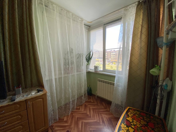 
  Продается 1-комн. квартира, 50 м², Ленина ул, д. 183
. Фото 4.