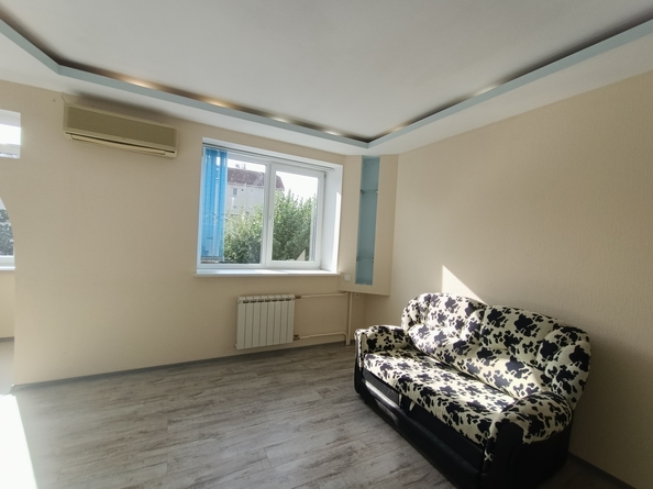 
  Продается 1-комн. квартира, 45 м², Сиреневый пер, д. 27
. Фото 7.