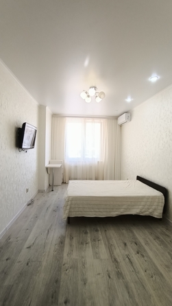 
  Продается 1-комн. квартира, 42 м², Астраханская ул, д. 76
. Фото 2.