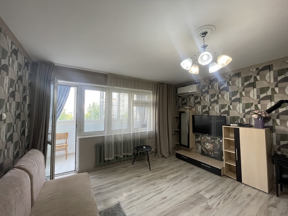 
  Продается 1-комн. квартира, 55 м², Ленина ул, д. 173к5
. Фото 9.