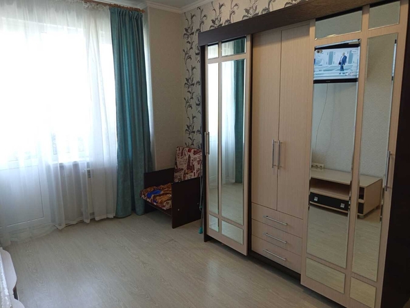 
  Продается 1-комн. квартира, 33 м², Симферопольское ш, д. 1А
. Фото 2.