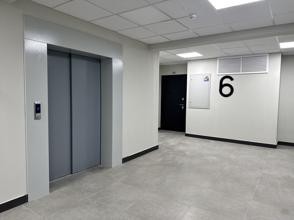 
  Продается 2-комн. квартира, 61 м², Парковая ул, д. 79к2
. Фото 2.
