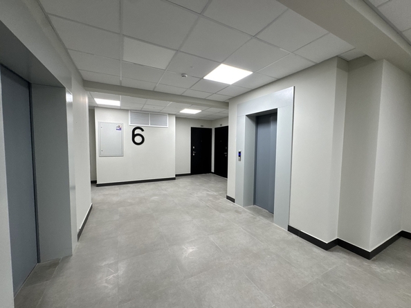 
  Продается 2-комн. квартира, 61 м², Парковая ул, д. 79к2
. Фото 3.