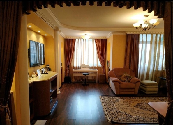 
  Продается 3-комнатный апартамент, 111 м², Лазурная ул, д. 24
. Фото 7.