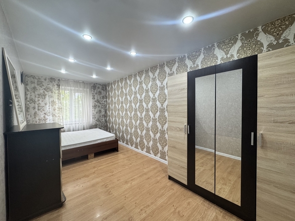 
  Продается 3-комн. квартира, 59 м², Чехова ул, д. 1
. Фото 2.