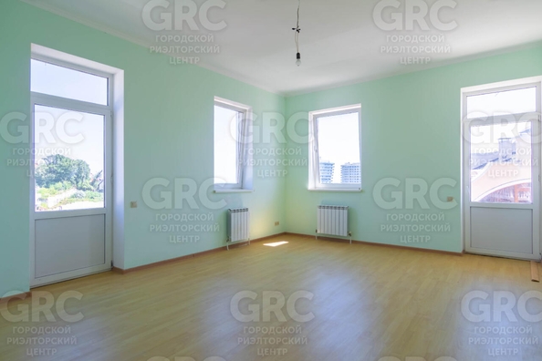 
  Продается дом, 212.9 м², Сочи
. Фото 4.