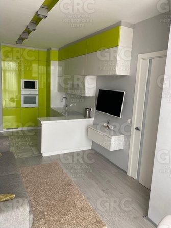 
  Продается 2-комн. квартира, 42 м², Роз ул, д. 115/1
. Фото 2.