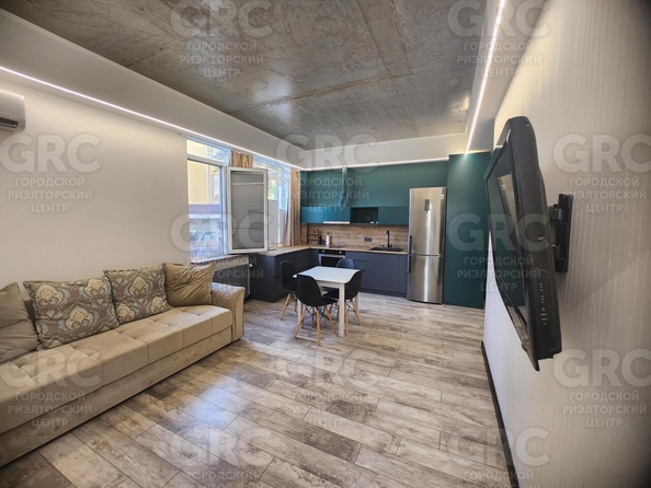 
  Продается 1-комн. квартира, 46 м², Альпийская ул, д. 90/4
. Фото 1.