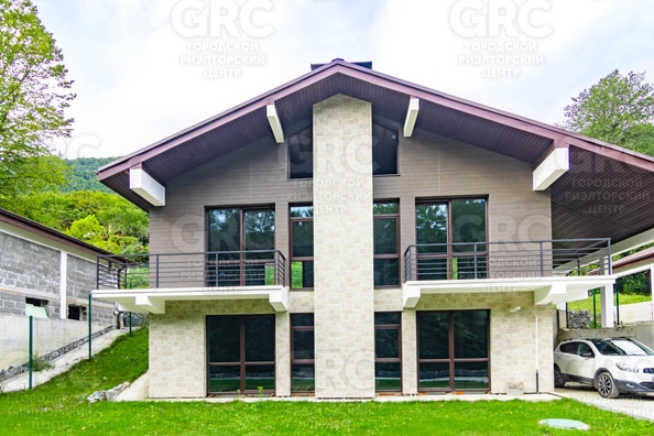 
  Продается коттедж, 200 м², Сочи
. Фото 2.