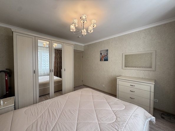 
  Продается 2-комн. квартира, 73 м², Адмирала Пустошкина ул, д. 16
. Фото 3.