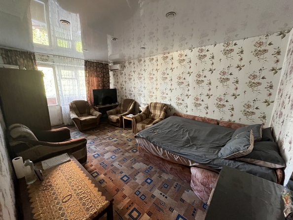 
  Продается 1-комн. квартира, 36 м², Ленина ул, д. 127
. Фото 2.
