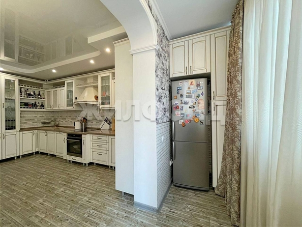 
  Продается 2-комн. квартира, 63 м², Восточно-Кругликовская ул, д. 20
. Фото 9.