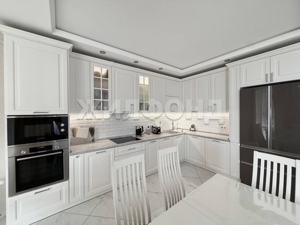 
  Продается 3-комн. квартира, 85.6 м², Леонида Лаврова ул, д. 4
. Фото 6.