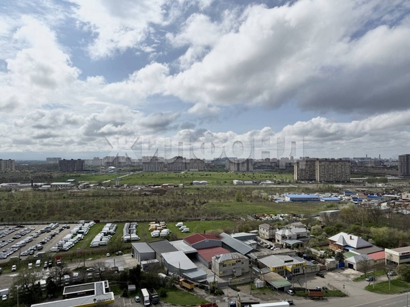 
  Продается 3-комн. квартира, 85.6 м², Леонида Лаврова ул, д. 4
. Фото 18.