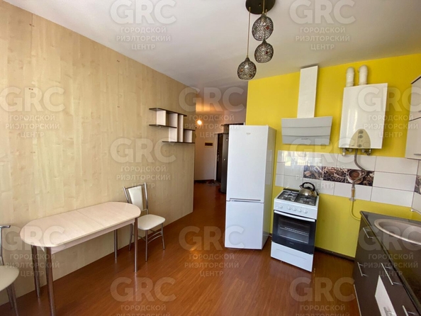 
  Продается 1-комн. квартира, 46 м², Одесская ул, д. 22
. Фото 3.