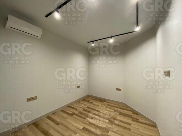 
  Продается 2-комн. квартира, 91 м², Первомайская ул, д. 21
. Фото 3.