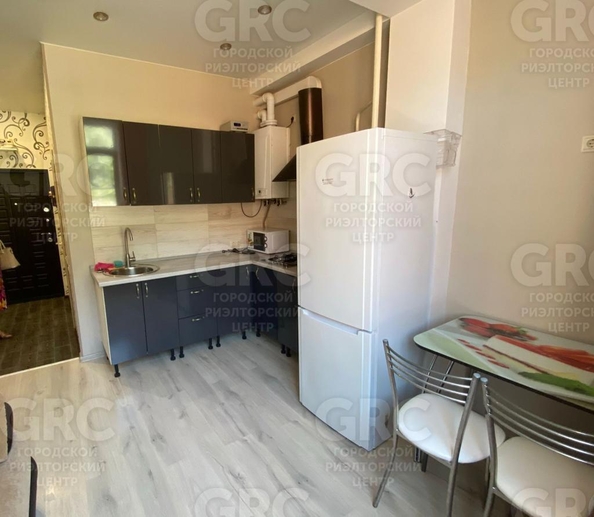 
  Продается 1-комн. квартира, 35 м², Санаторная ул, д. 30а
. Фото 2.