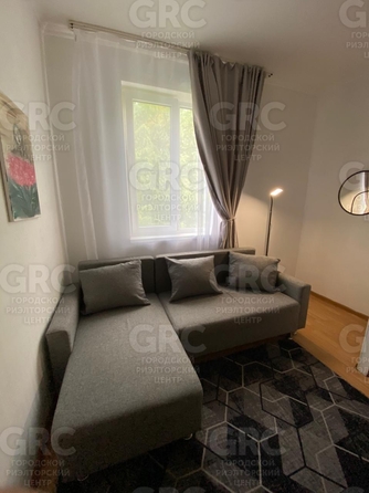 
  Продается 2-комн. квартира, 42.8 м², Вишневая ул, д. 26/5
. Фото 3.