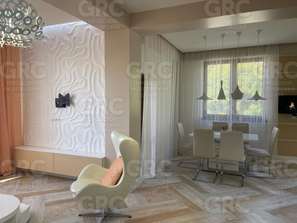 
  Продается 4-комн. квартира, 120 м², Кубанская ул, д. 3
. Фото 3.