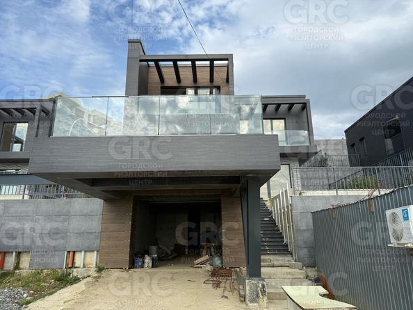 
  Продается дом, 298.8 м², Сочи
. Фото 1.