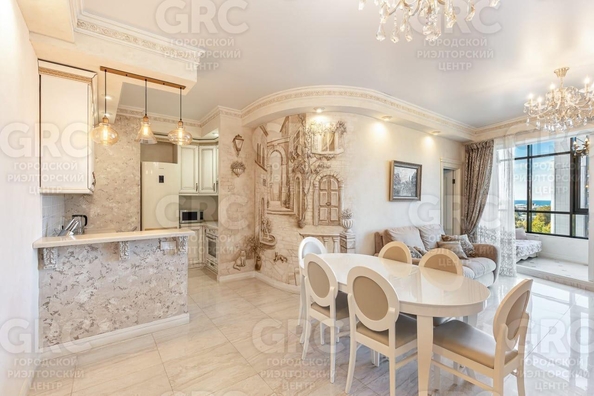 
  Продается 3-комн. квартира, 120 м², Войкова ул, д. 21
. Фото 12.