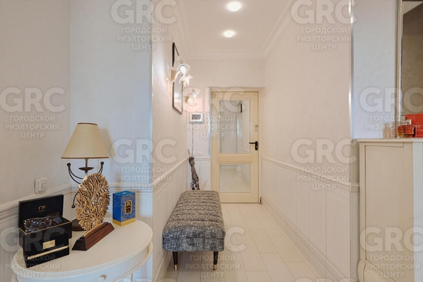 
  Продается 4-комн. квартира, 140 м², Юных Ленинцев ул, д. 10
. Фото 16.