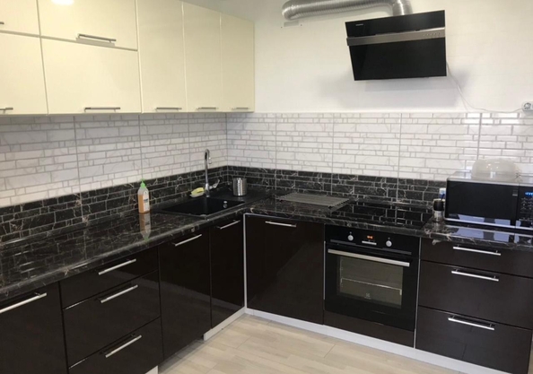
  Продается 2-комн. квартира, 58 м², Ленина ул, д. 229
. Фото 9.