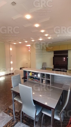 
  Продается 2-комн. квартира, 54 м², Гагарина ул, д. 7
. Фото 3.