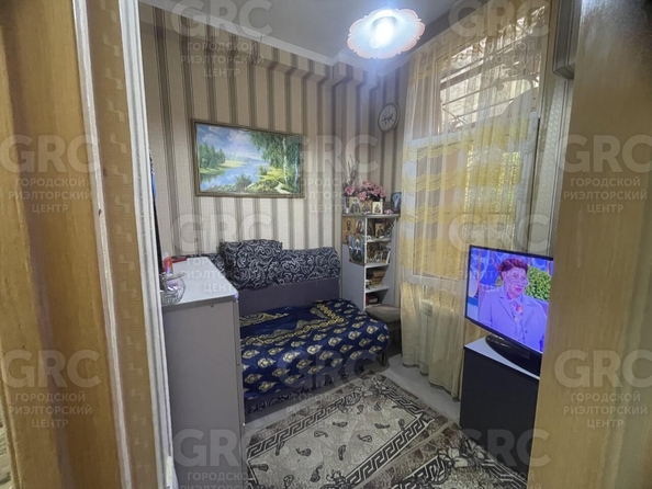 
  Продается 2-комн. квартира, 42 м², Вишневая ул, д. 22/2
. Фото 4.