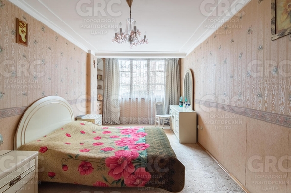 
  Продается 3-комн. квартира, 75.5 м², Альпийская ул, д. 31А
. Фото 9.