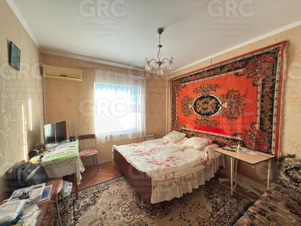 
  Продается 2-комн. квартира, 65 м², Горького ул, д. 43
. Фото 1.