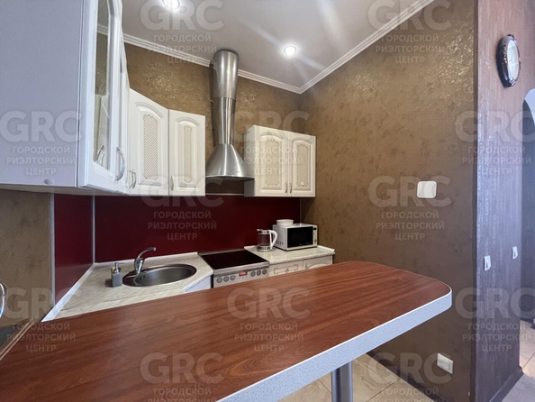 
  Продается 2-комн. квартира, 46 м², Альпийская ул, д. 1/3
. Фото 13.
