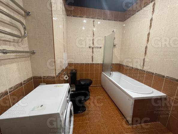 
  Продается 2-комн. квартира, 46 м², Альпийская ул, д. 1/3
. Фото 38.