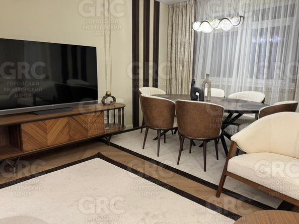 
  Продается 3-комн. квартира, 110 м², Горького ул, д. 87/1
. Фото 6.