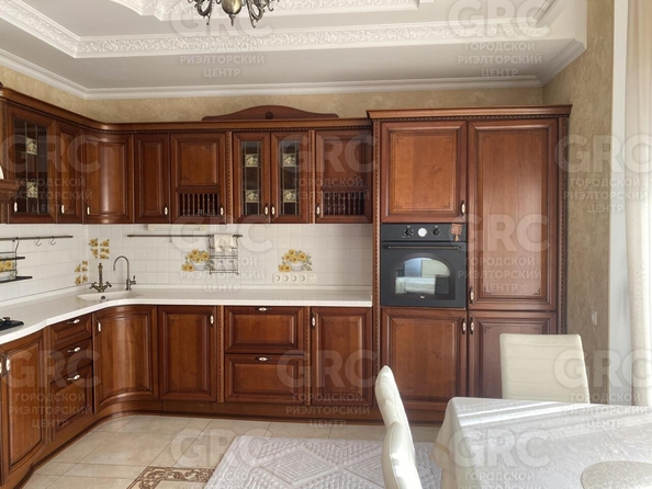 
  Продается дом, 200 м², Сочи
. Фото 7.