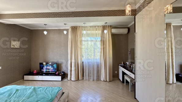 
  Продается 3-комн. квартира, 140 м², Анапская ул, д. 3/12
. Фото 7.