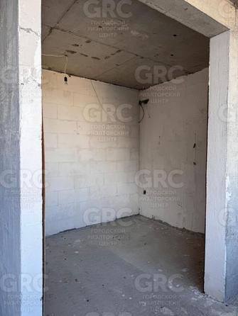 
  Продается 1-комн. квартира, 44 м², Голубые дали ул, д. 99г
. Фото 4.