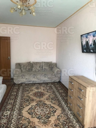 
  Продается 1-комн. квартира, 30 м², Павлова ул, д. 14
. Фото 2.